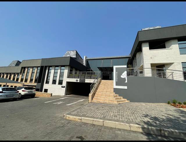 277M² OFFICE TO LET IN HURLINGHAM
